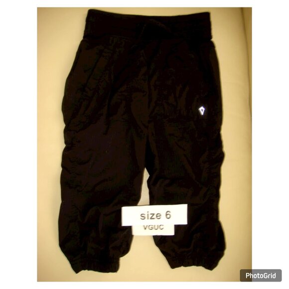 Ivivva Other - Ivivva Girl by Lululemon size 6 Live to Move crop capri unlined black pockets